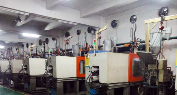 注塑機(jī).jpg 注塑機(jī).jpg